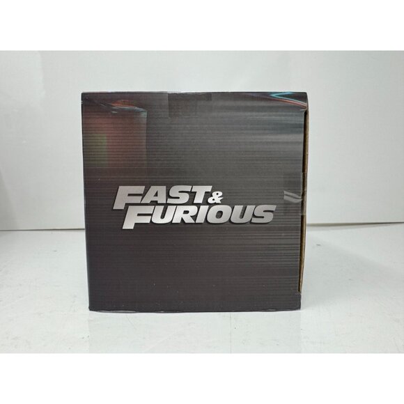 Jada Fast & Furious Dom's Plymouth GTX 1:24 Diecast - Picture 6 of 9